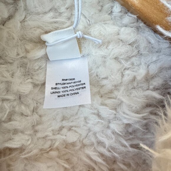 Charming Charlie Small White with Black Trim Sherpa Furry Vest - Picture 4 of 12